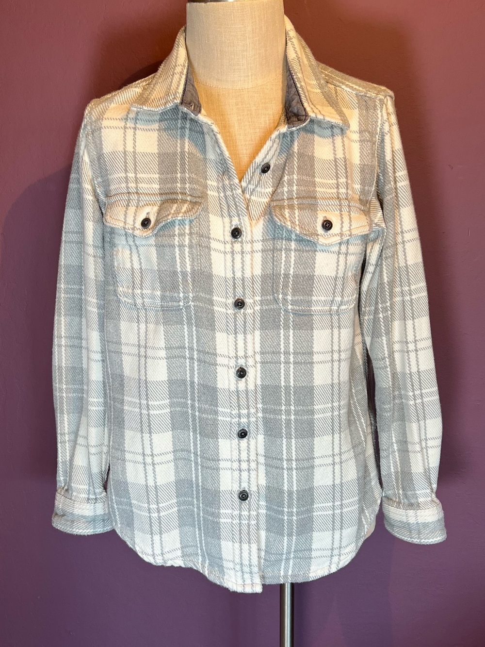 🤍Outerknown Chroma Blanket Shirt in Gray & White Plaid • Organic Cotton • XS/S - Picture 2 of 6